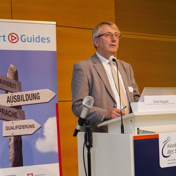 „Start Guides“-Fachtag 2021 in Han­no­ver: Arbeits­markt­in­te­gra­ti­on Geflüch­te­ter wei­ter voranbringen